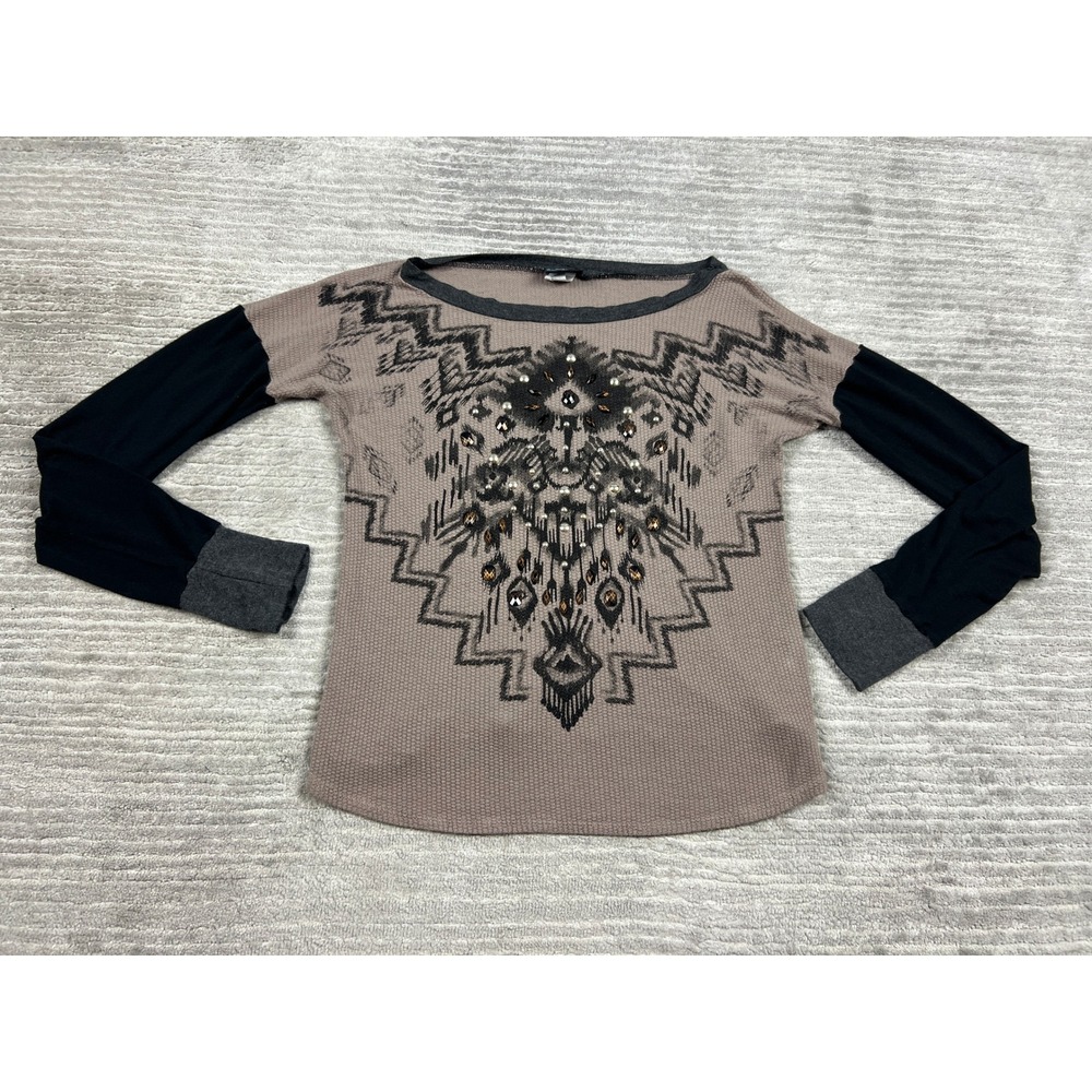 Daytrip Top Women S Taupe Black Graphic Embellished Waffle Knit Boho BJ6051
